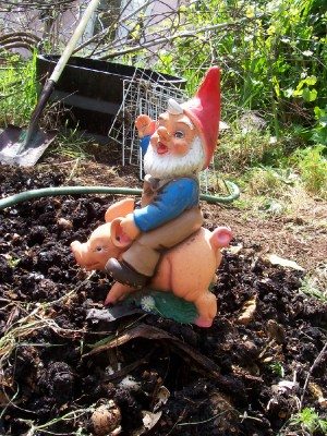 gnome guards compost