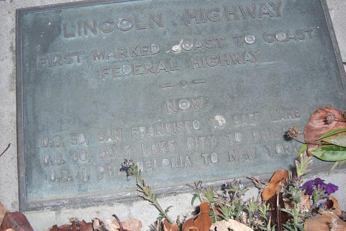 Lincoln Highway marker